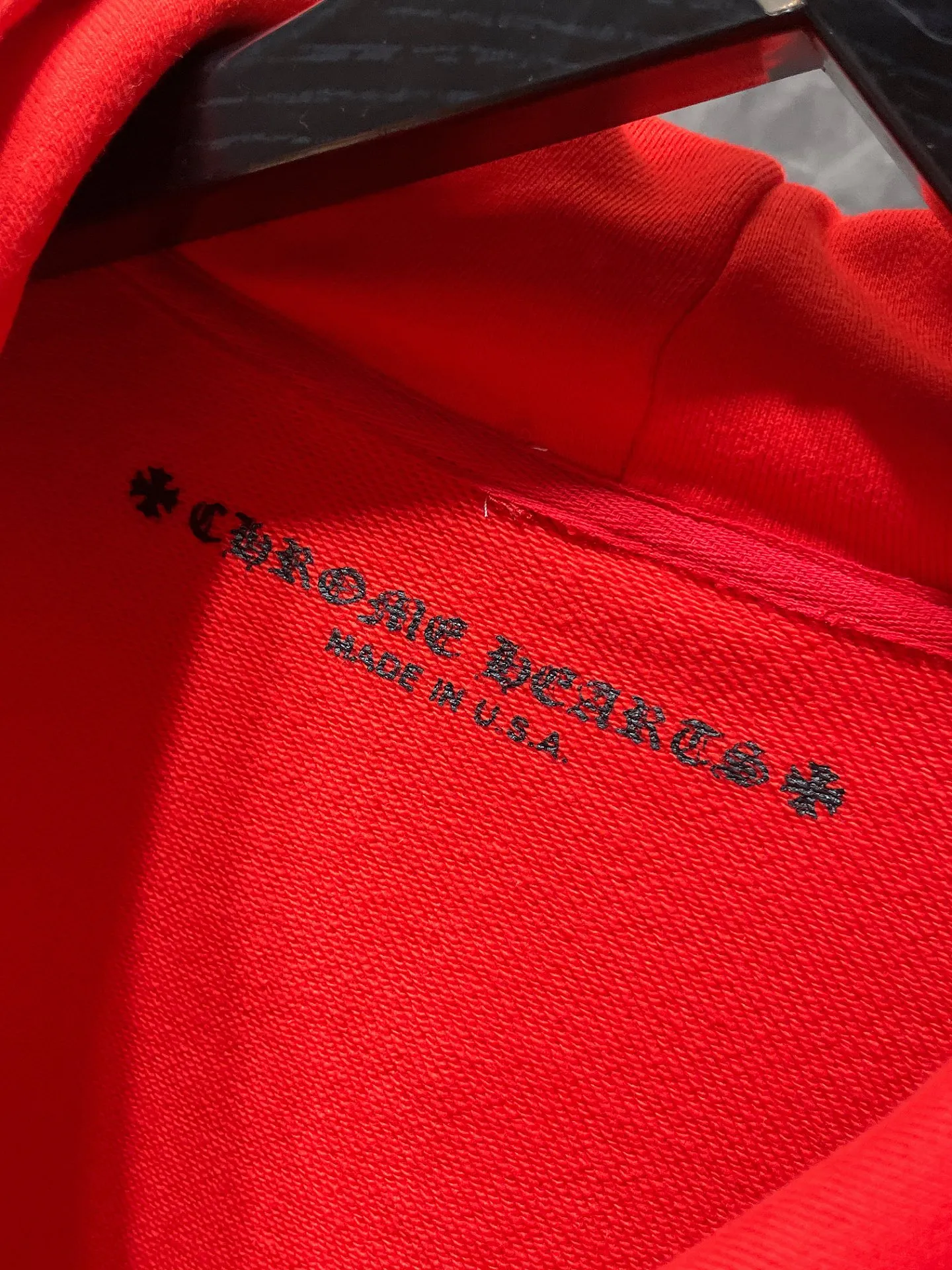 P246 Chrome Hearts Autumn and Winter 2025 simultaneous sale at counters ❤️ Chrome Hearts Mattyboy graffiti flame love limited edition sweatshirt Imported environmentally friendly glue printing and dyeing Improved customized version of 1:1 high-gram weight high-quality fabric Recommended color: Customized red Code numbers: S, M, L, XL.